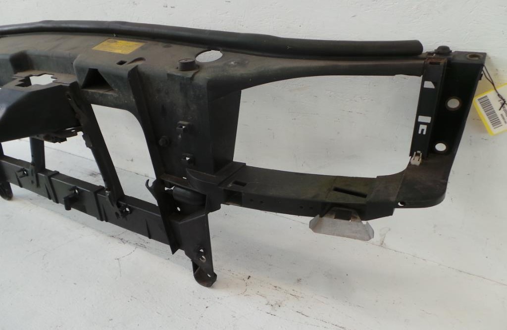 Ford Mondeo MK3 Bj.01 Schlosstr&auml;ger Frontkorb 1.8 92kw Benziner